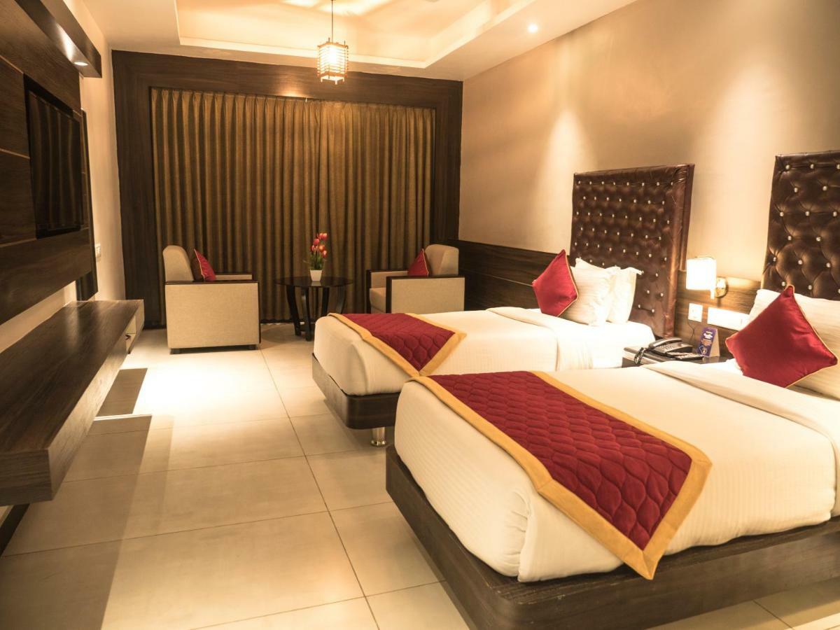 Hotel Mary Land Velankanni Nagappattinam Zimmer foto